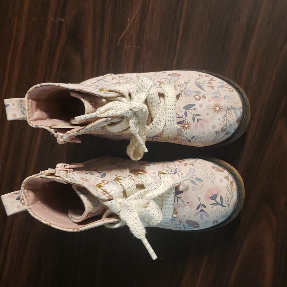 CAT & JACK FLORAL INFANT BOOTS